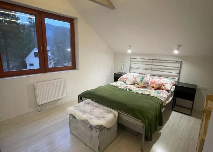 W Lesie Nad Rzeka * Międzybrodzie Bialskie